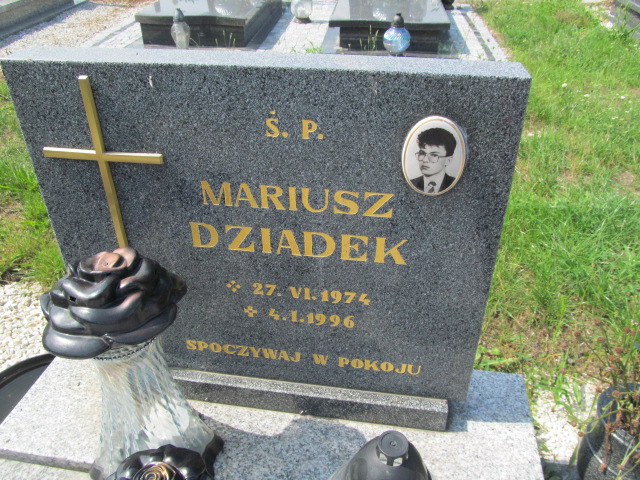 Mariusz Dziadek 1974 Siechnice - Grobonet - Wyszukiwarka osób pochowanych