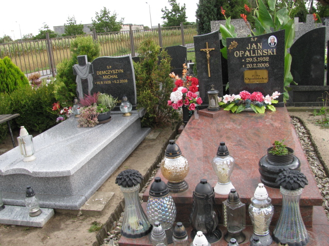 Zofia Opalińska 1942 Siechnice - Grobonet - Wyszukiwarka osób pochowanych