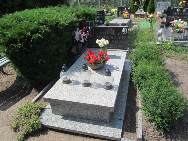 Grób Stanisław Woźniak